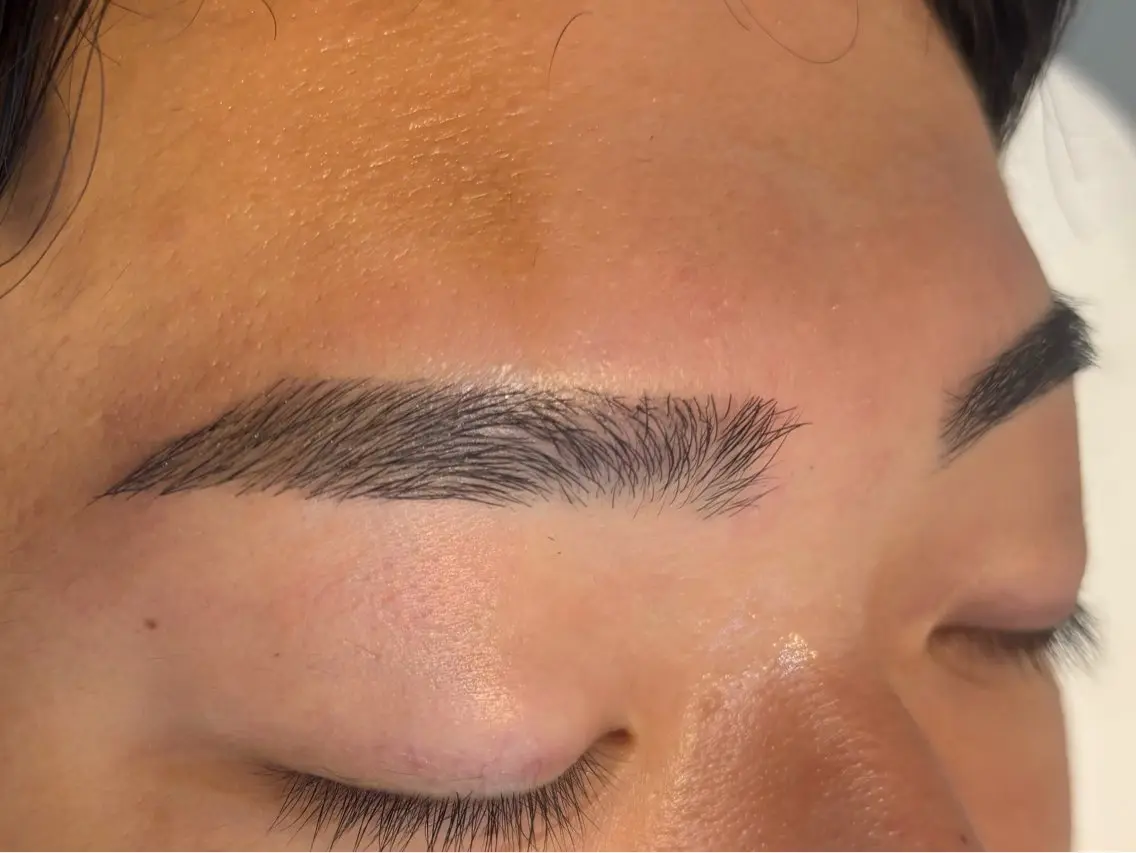 メンズ アイブロウ ワックス脱毛 眉カット その他(アイブロウ) 🍒Yui 🍒eyelashの眉毛・アイブロウイメージ
