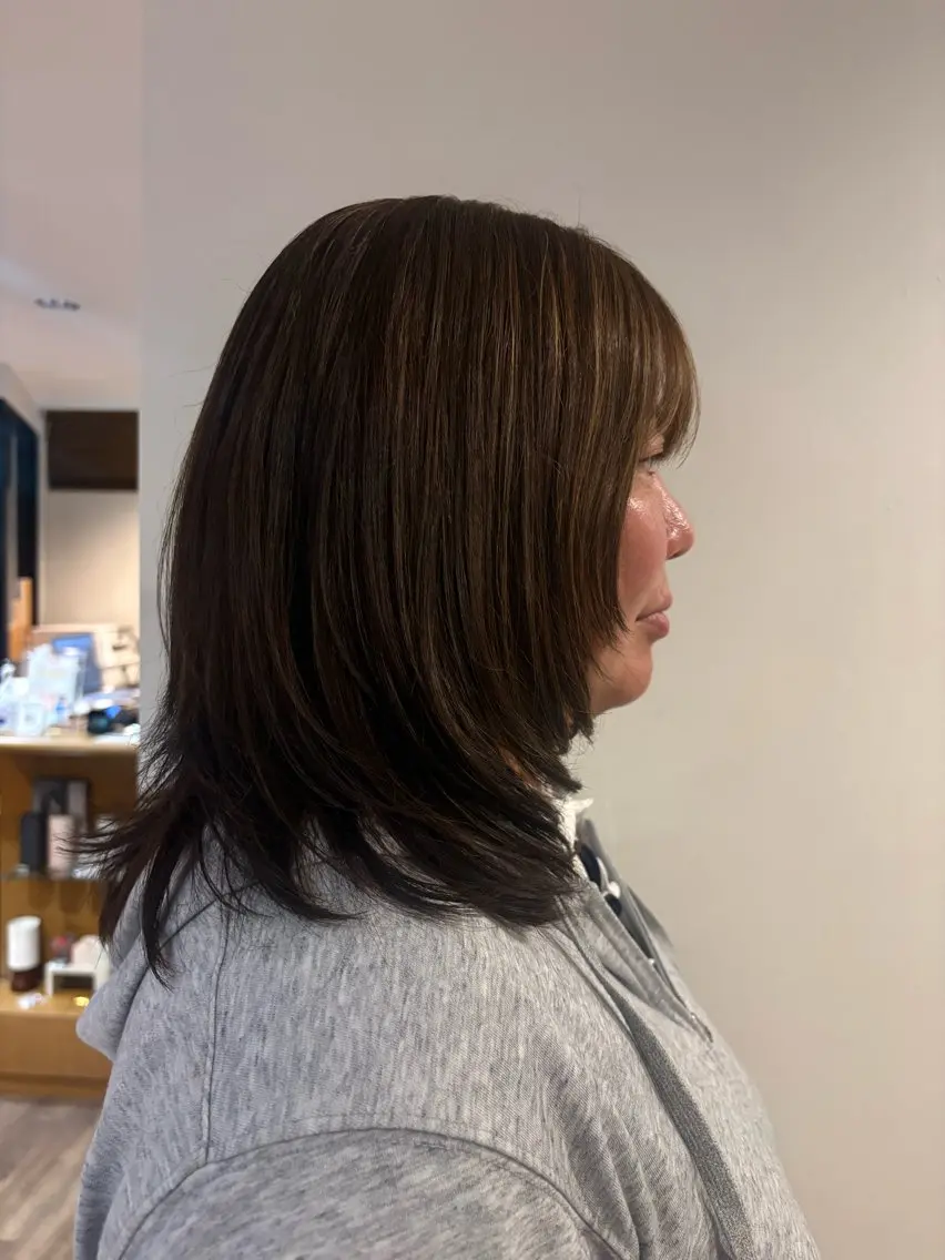 ミディアム 扇 空のヘアスタイル