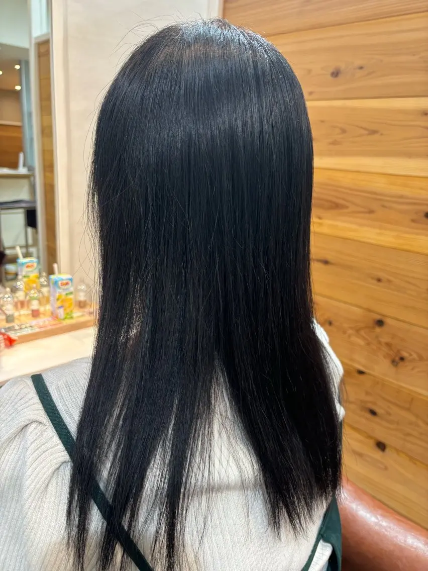 ロング Circus 石原愛里のヘアスタイル