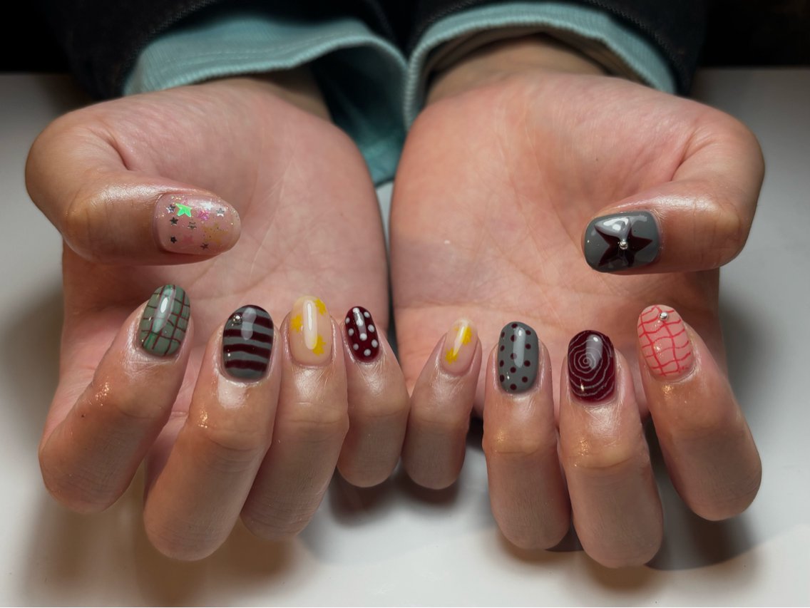 ネイル アートネイル ボルドー ドット ハンドネイル D.d nail Rina✨のネイルデザイン