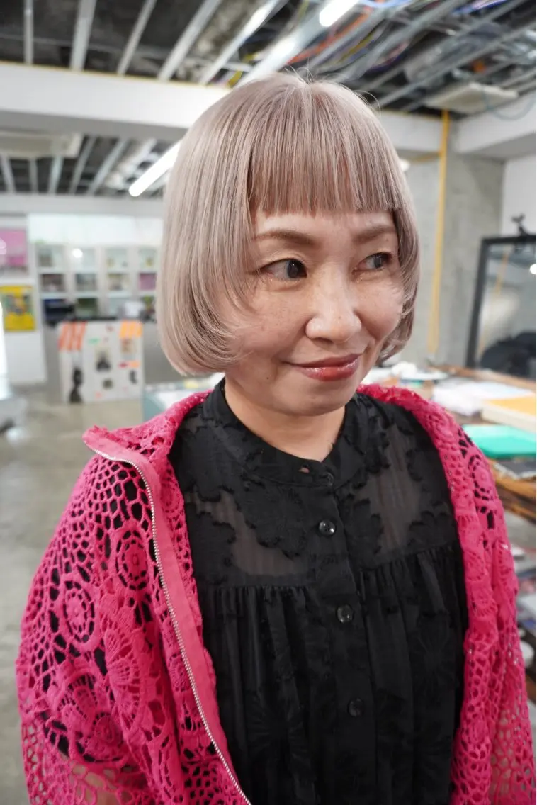 ショート カラー パーマ ヘアアレンジ デザインカラー/ボブ ブリーチカラー/ユリのヘアスタイル