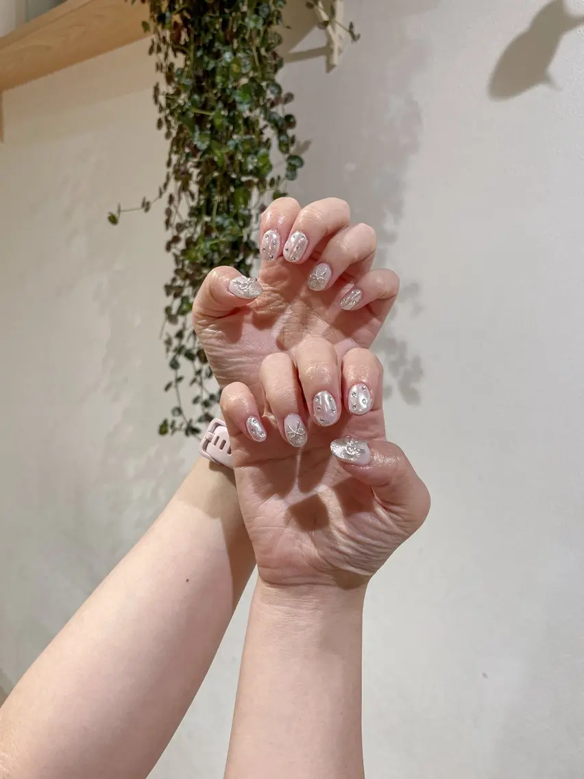 ネイル ハンドネイル cut/nail ▫️イチカ🌻のネイルデザイン