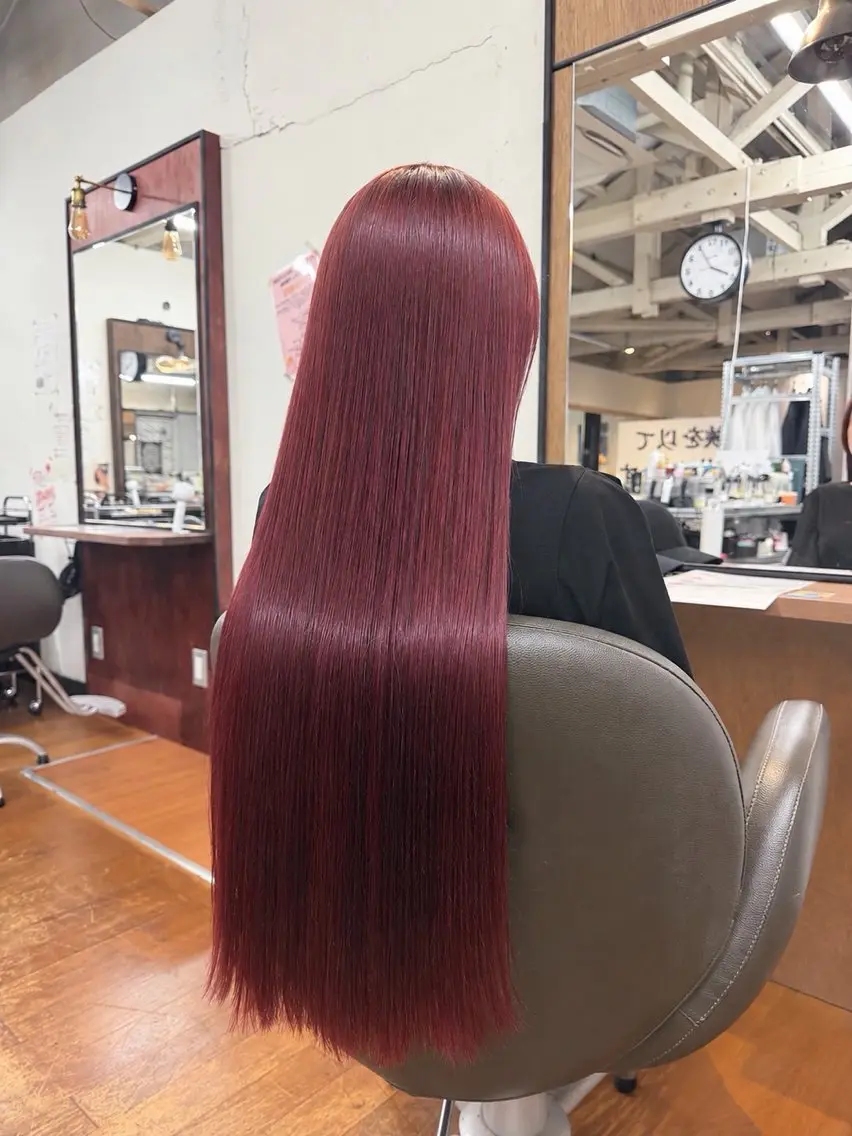 ロング カラー 透明感カラー レッドカラー ロング Its hairartistのヘアスタイル