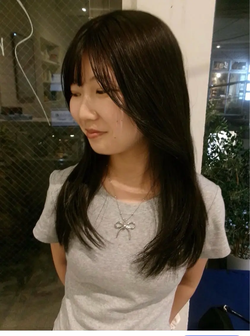 セミロング mio/ 暖色カラーのヘアスタイル