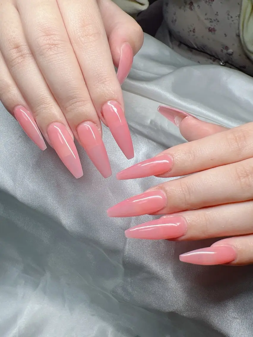 ネイル 長さ出し グラデーション 卒業式 キラキラネイル マグネットネイル ハンドネイル Lee Nailsのネイルデザイン