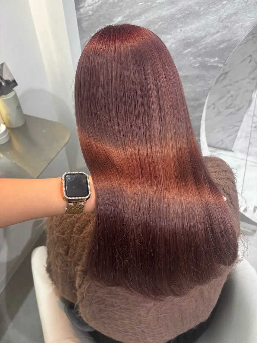 セミロング カラー パーマ ヘアアレンジ ヘアカラー トリートメント 🤍韓国風レイヤー/ 艶髪🤍鳥越美羽のヘアスタイル
