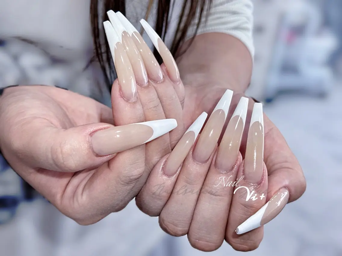 ネイル ハンドネイル ✨Nailsalon Vi+✨のネイルデザイン