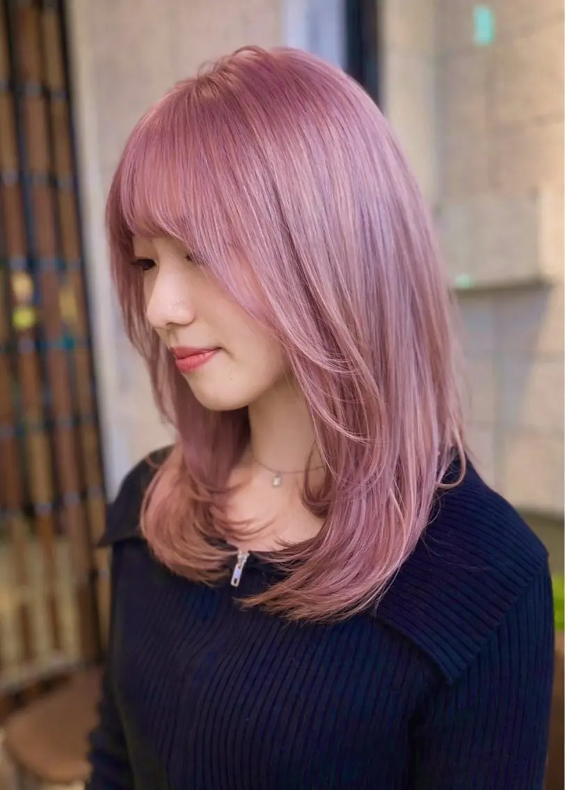 ミディアム ミディアムレイヤー レイヤーカット ヘアカラー Hina/ lolonoisのヘアスタイル