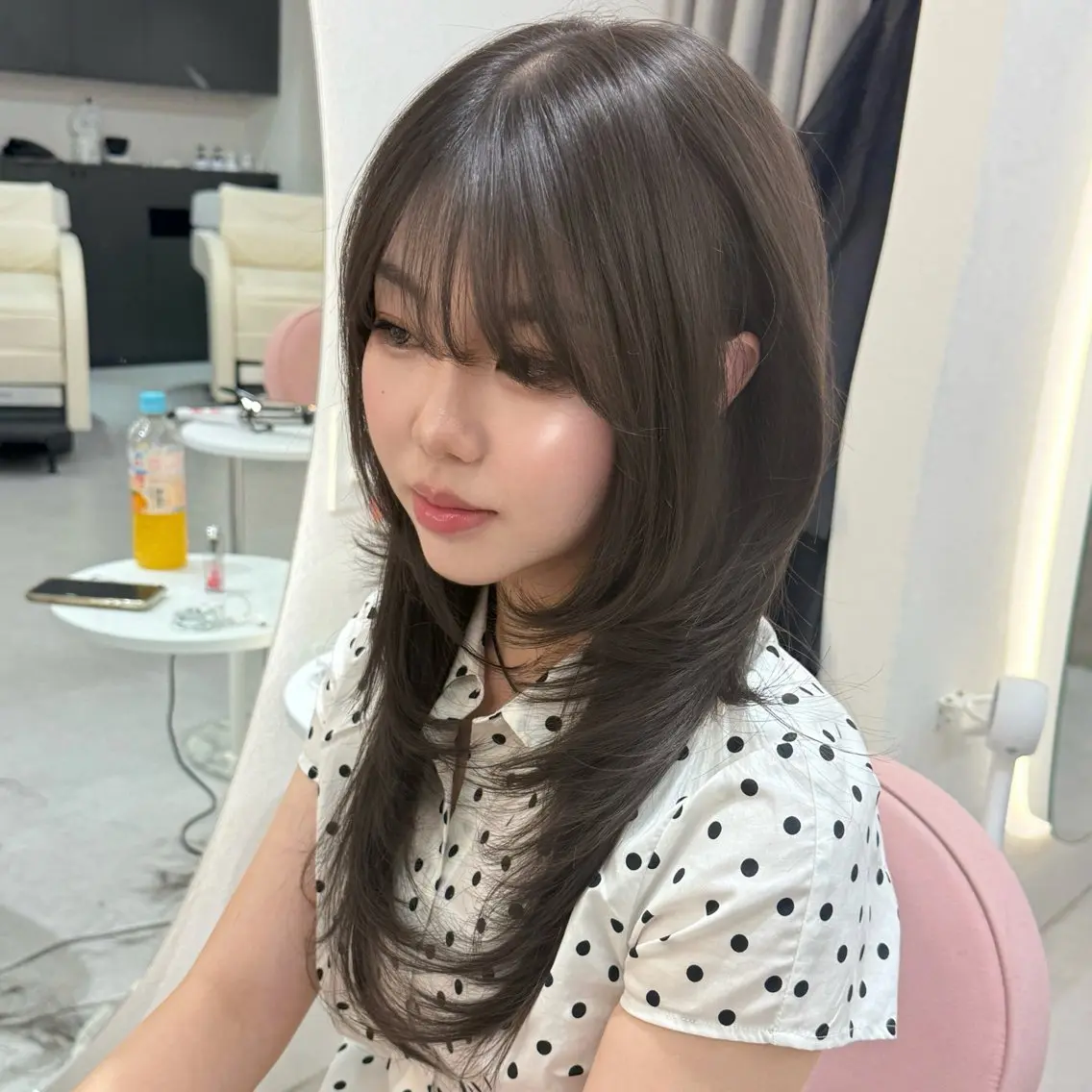 ロング カット ヘアカラー トリートメント 鍋田/ 渋谷/ 縮毛矯正／レイヤーのヘアスタイル