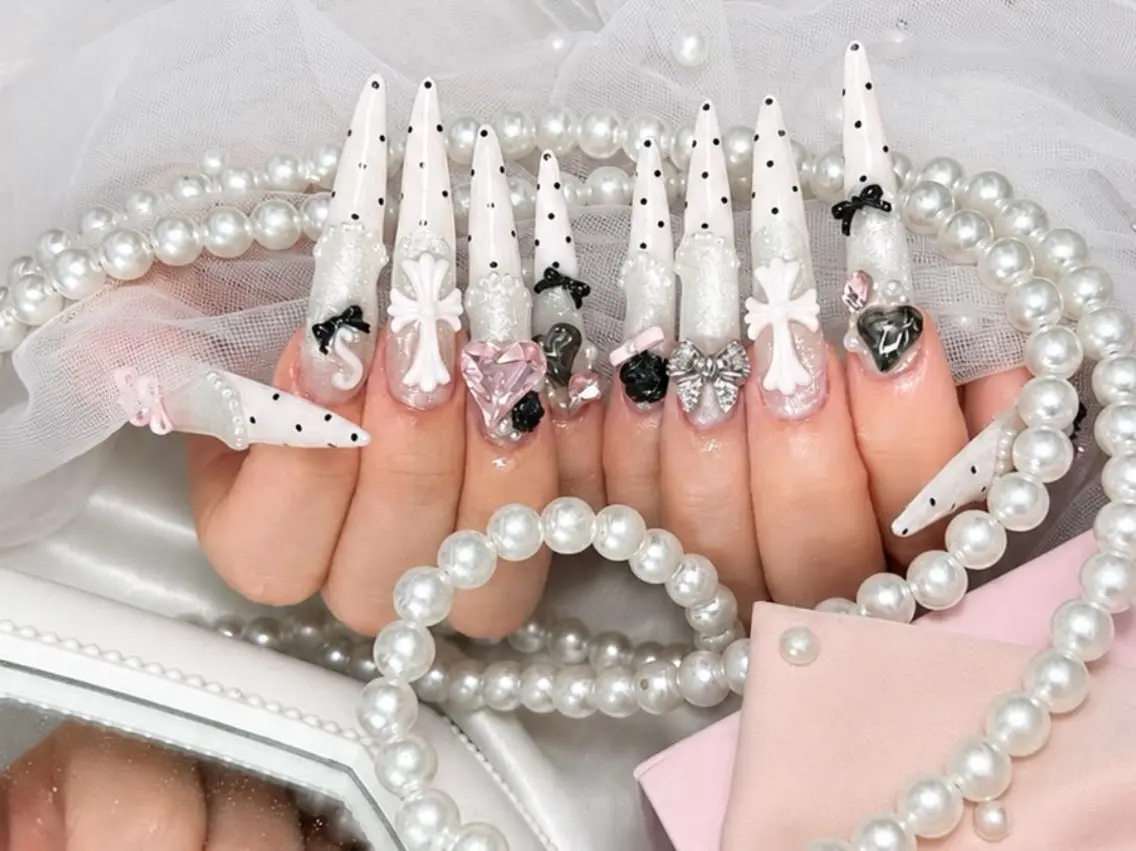 ハンドネイル Royal nail_Mimiのネイルデザイン