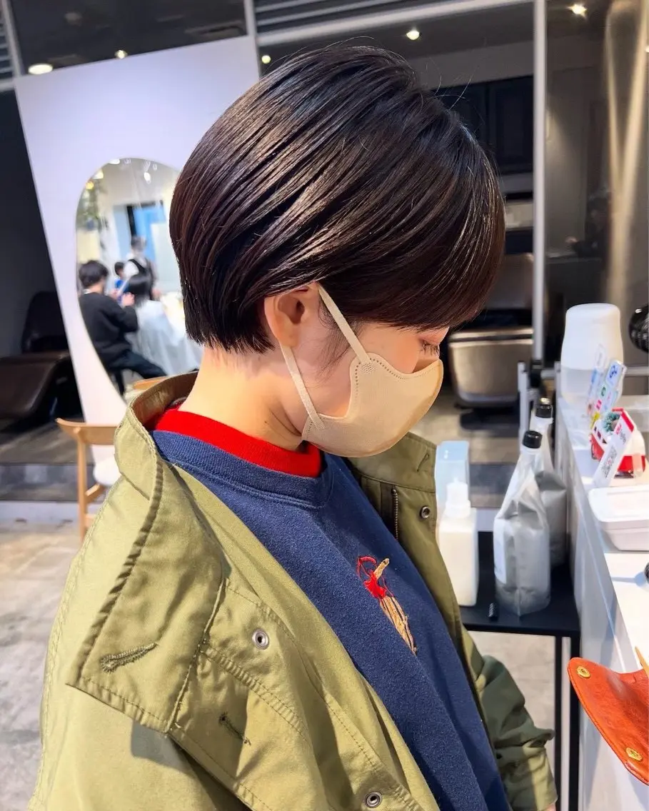 ショート ショートボブレイヤー 湯澤哲成のヘアスタイル