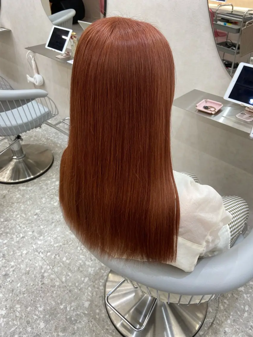 ロング カラー ベージュカラー ブリーチ ケアブリーチ ダブルカラー ミルクティーベージュ カット ヘアカラー トリートメント 新宿/韓国ヘア 中明度カラー/かやのヘアスタイル