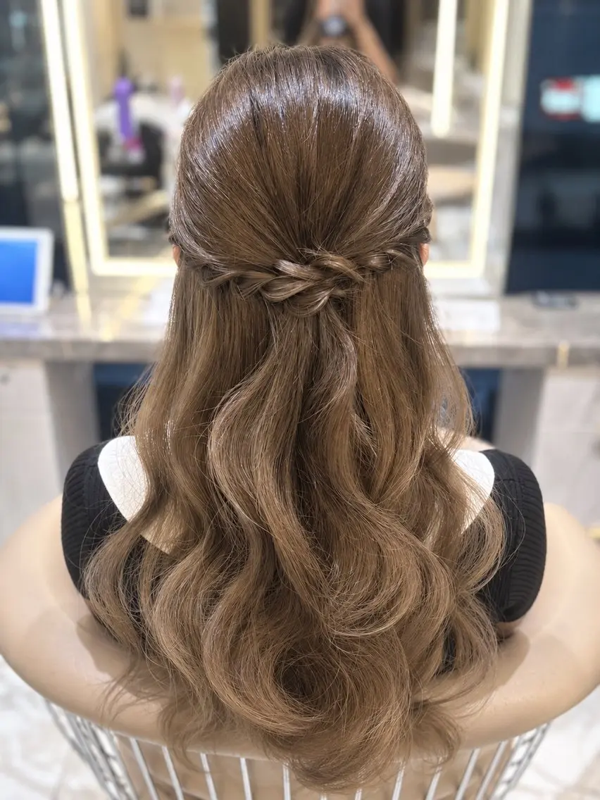 ヘアアレンジ ヘアセット 可愛い製造機🎀 ヘアメイクMoriのヘアスタイル
