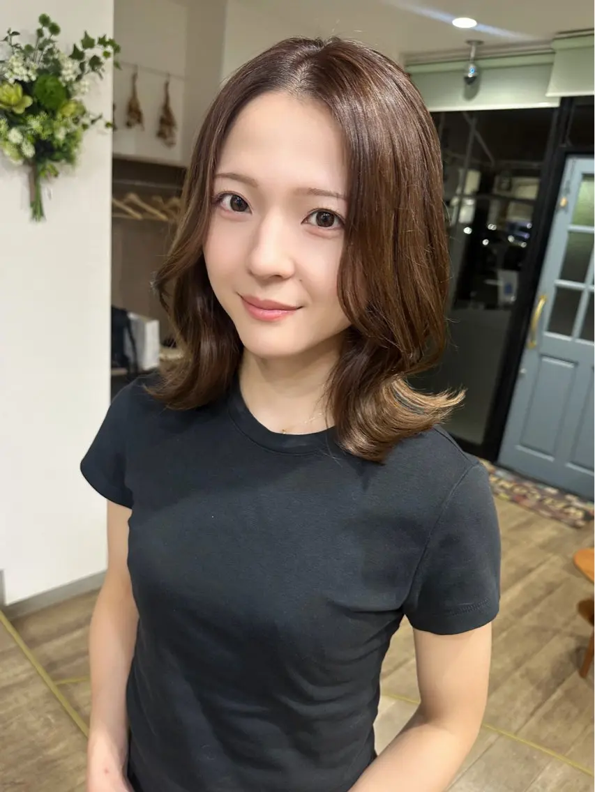 ミディアム カラー パーマ ヘアアレンジ ハイライトカラー くびれヘア ハイライト 小顔カット 髪質改善/韓国風 レイヤー/田村祐樹のヘアスタイル