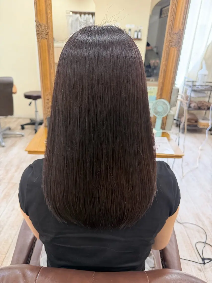 セミロング カラー 髪質改善 レイヤーカット カット ヘアカラー 縮毛矯正 トリートメント 新越谷noble店長 松本拓也▶◀*.のヘアスタイル