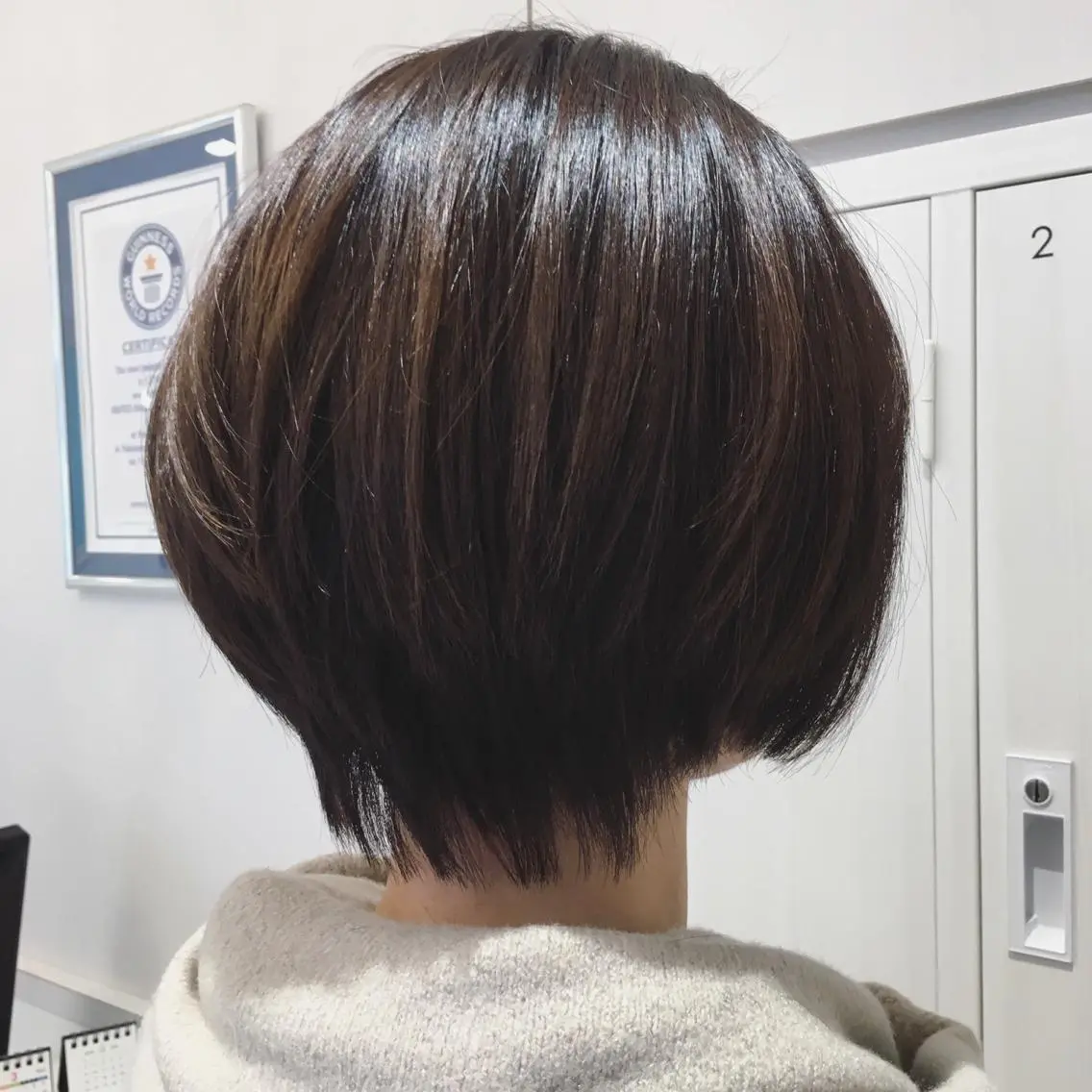 ショート カラー グレージュ イルミナカラー ボブ 似合わせカット/ レイヤーカット/新谷のヘアスタイル
