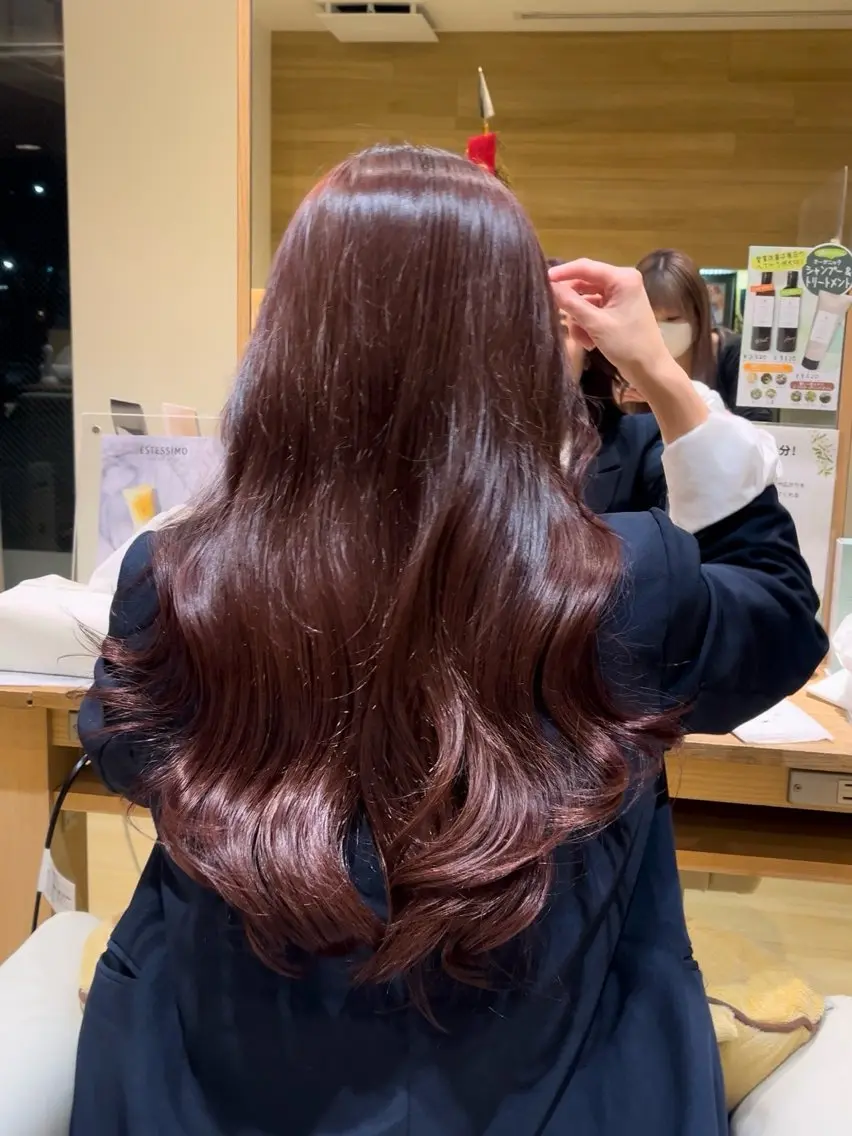 ロング カラー ピンクカラー Luce/ Ayakaのヘアスタイル