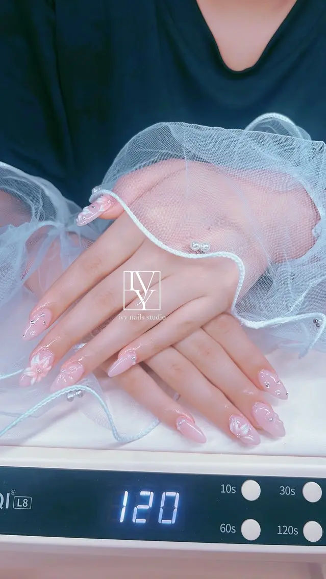 ネイル IVY NAIL SALON｜南富山のネイルデザイン