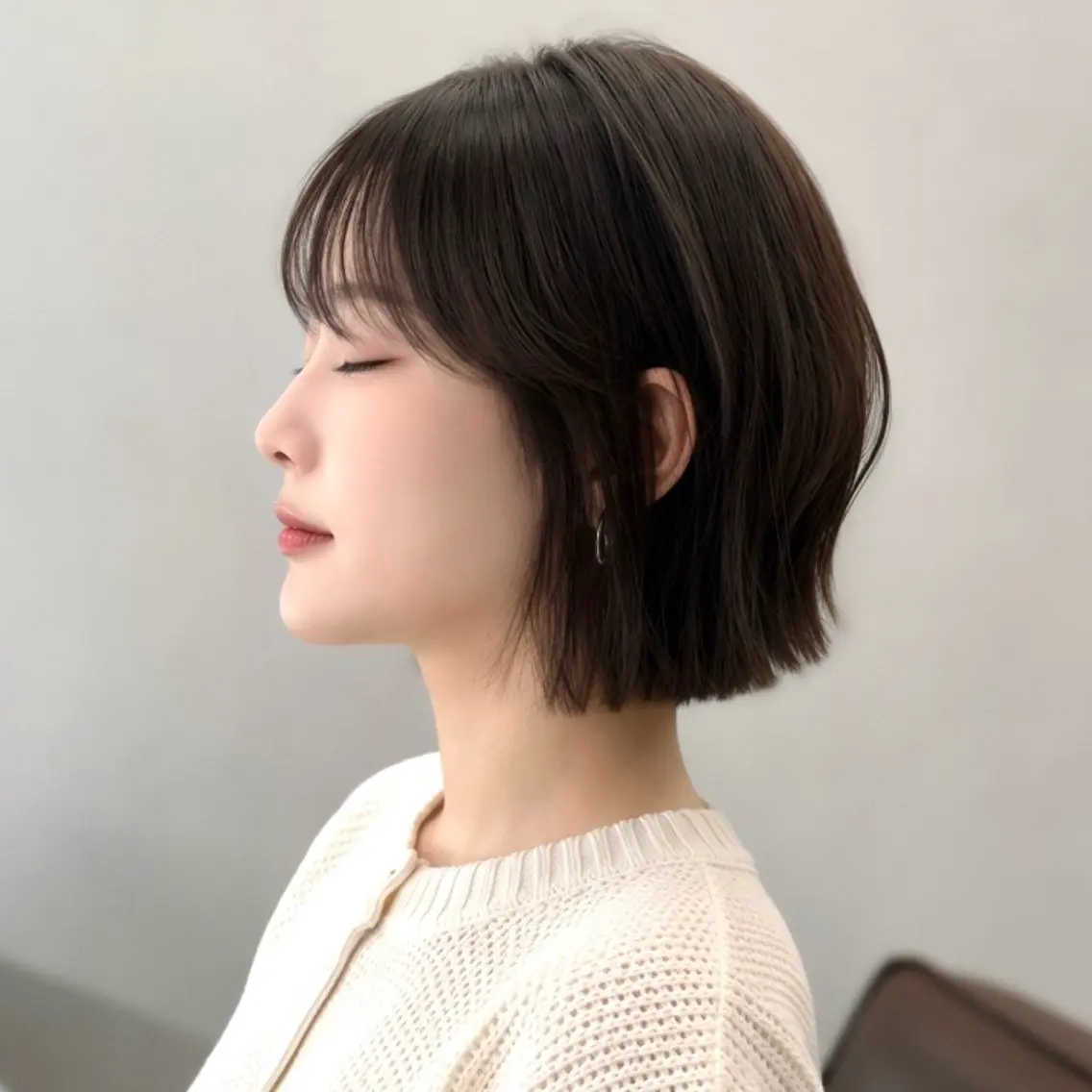 ショート 切りっぱなしボブ ボブ くびれヘア 韓国風ヘア 外ハネヘア カット ヘアカラー タンバルモリ/ タッセルボブ/神山のヘアスタイル