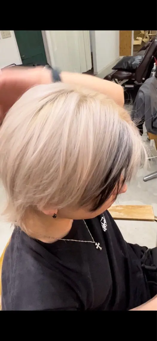カラー メンズ 山﨑 雅史のヘアスタイル