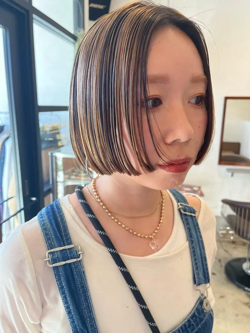 ショート ボブ ハイライト 浪 一平のヘアスタイル