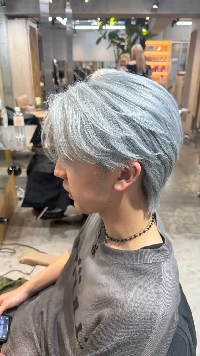 ショート レイヤーカット ヘアカラー フェザーショート/ メンズカラー/龍稀のヘアスタイル