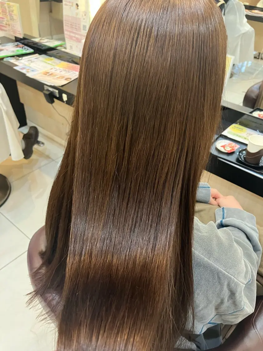 セミロング トリートメント yukari 艶髪ヘアのヘアスタイル