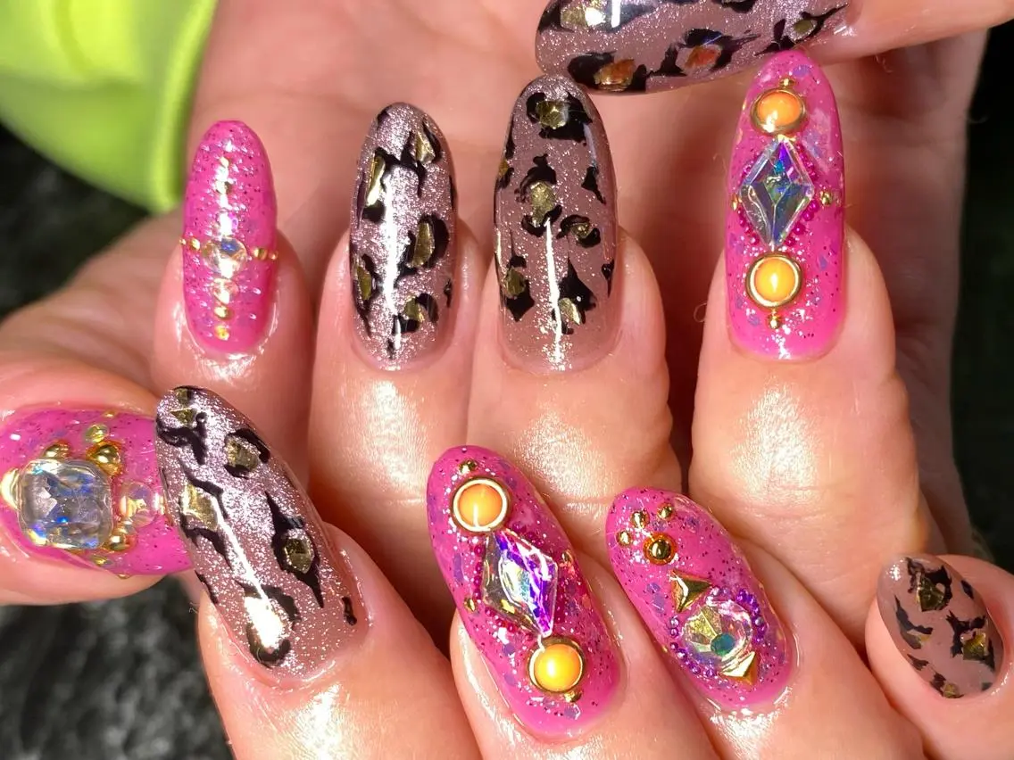 ネイル NAIL K-PIT ネイル ケーピットの眉毛・アイブロウイメージ