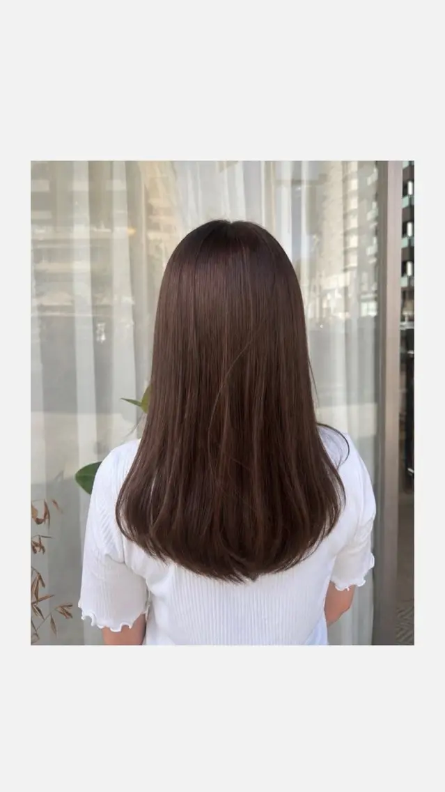 ミディアム カラー ブラウンカラー ヘアカラー レイヤーカット 🍒LILIのヘアスタイル