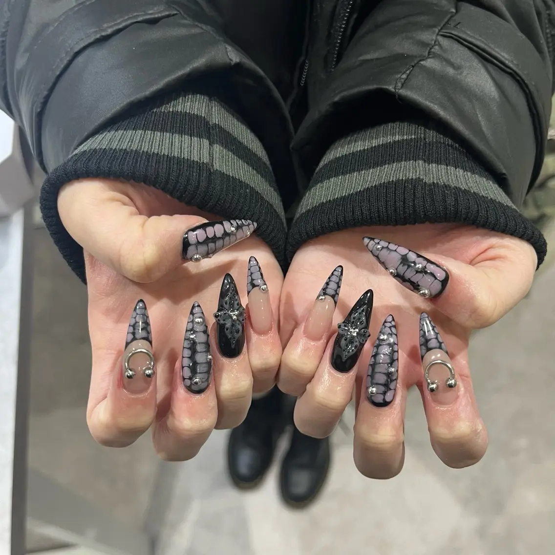 ネイル ハンドネイル IROHA nail Ami🐊🎀のネイルデザイン