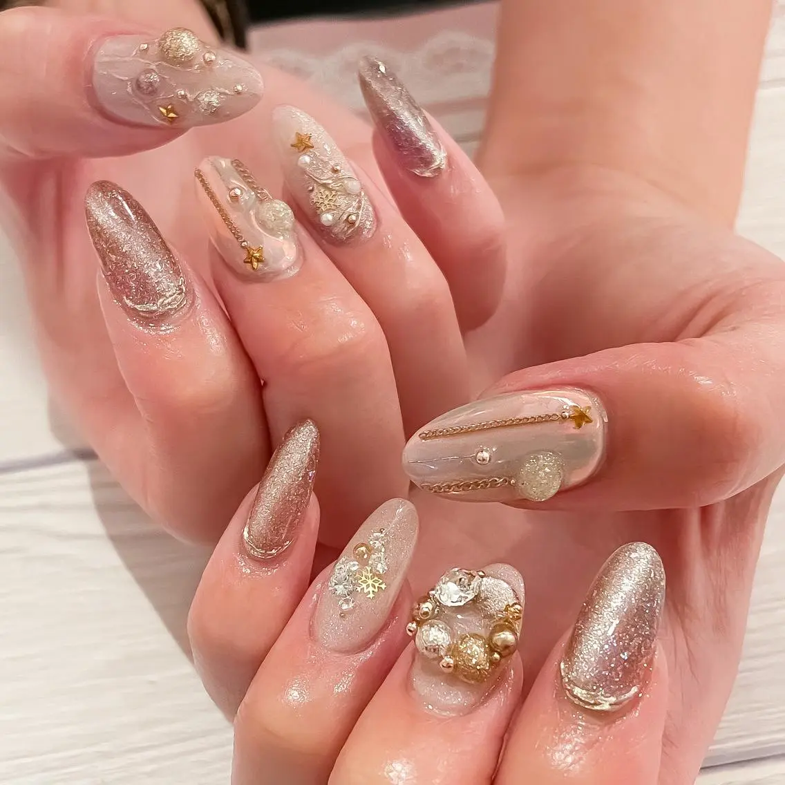 ネイル f'bloom  L’ecrinのネイルデザイン