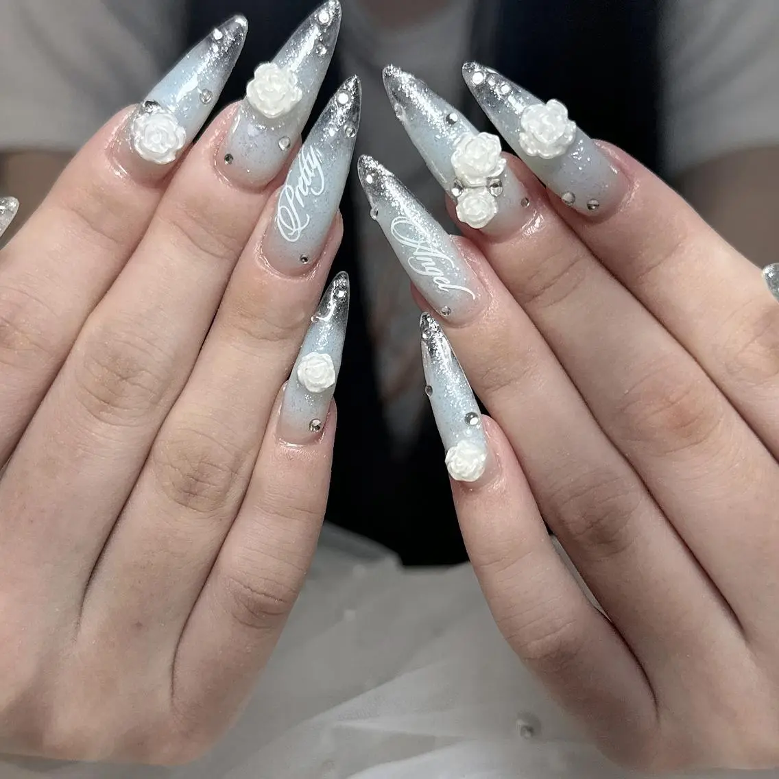 ネイル ハンドネイル Luna Nailsのネイルデザイン
