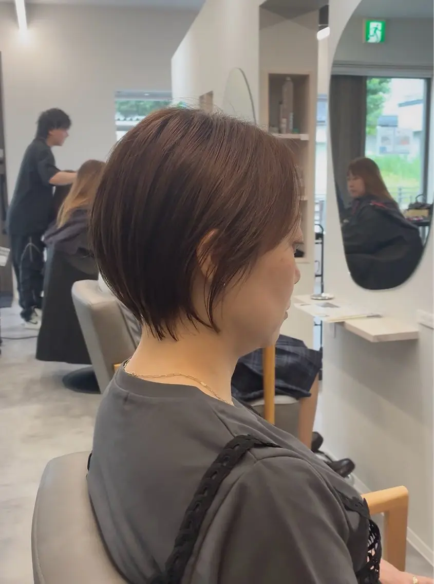 ショート カット ヘアカラー 白崎 龍神のヘアスタイル