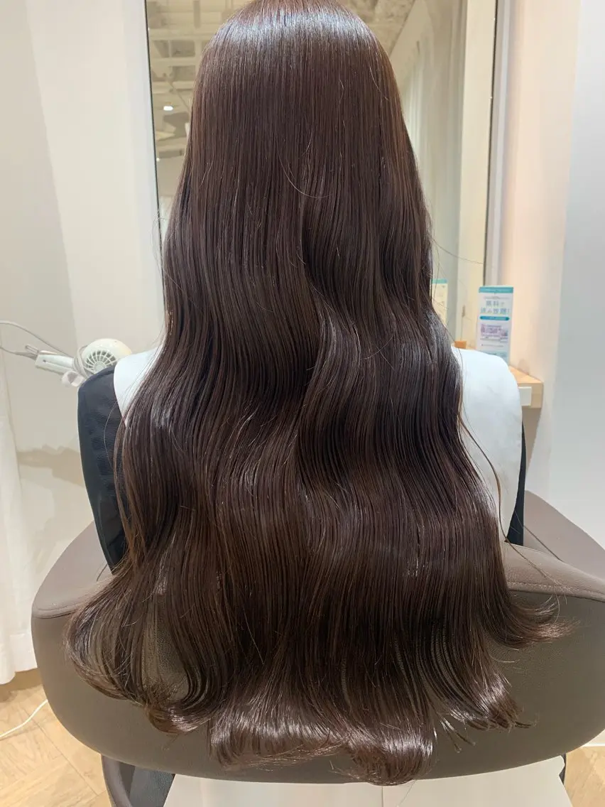 ロング カラー ヘアカラー トリートメント 砂野 真璃奈のヘアスタイル