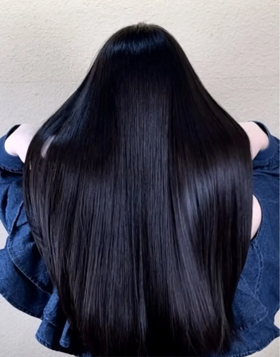 カラー 宇佐美 日菜のヘアスタイル