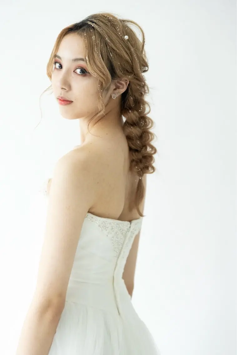 ヘアアレンジ 結婚式・ブライダル 梅田Lolonois miuのヘアスタイル