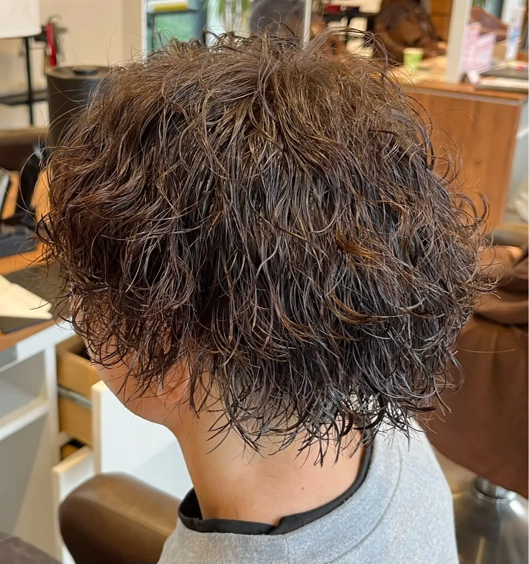 【メンズ人気No1☆】カット＋ツイストorスパイラルパーマ　￥14520→￥13300の写真