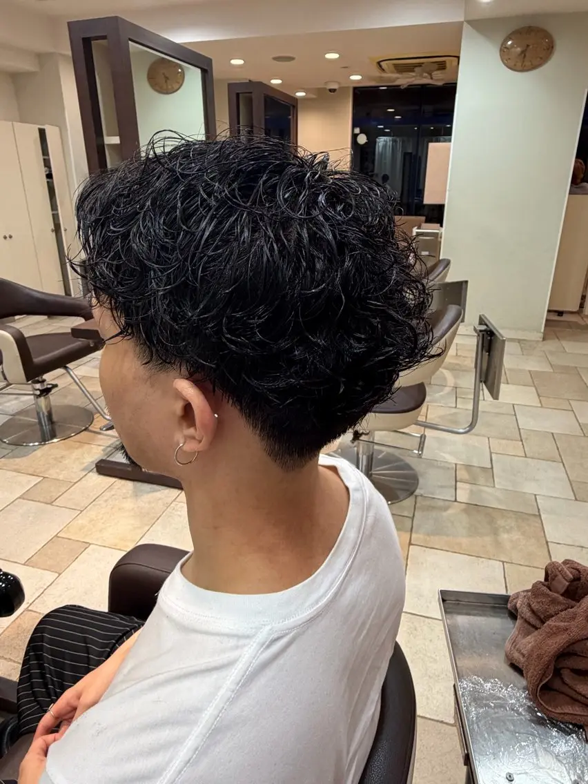 ショート パーマ メンズ メンズカットパーマ 特化　田場千大のヘアスタイル