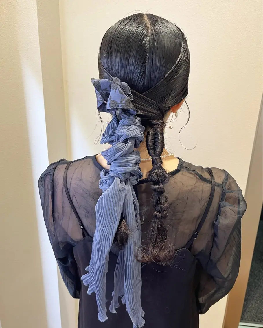 ヘアアレンジ 成人式 卒業式のヘアスタイル ヘアセット サソウ ユリエ🥥のヘアスタイル