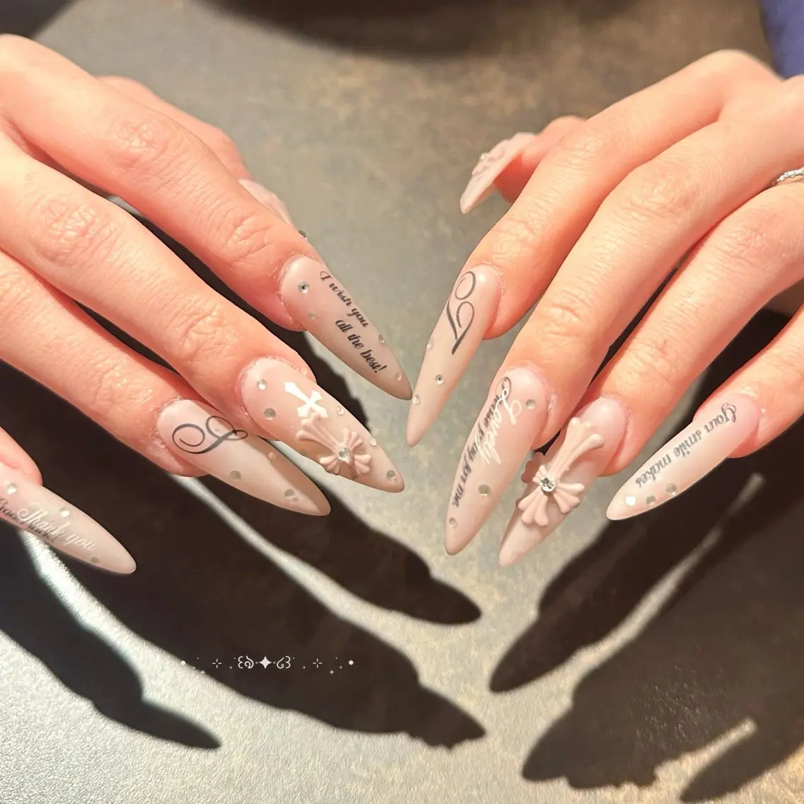 ネイル ロングネイル ハンドネイル 🎀FLORANZ 🎀MIKAのネイルデザイン