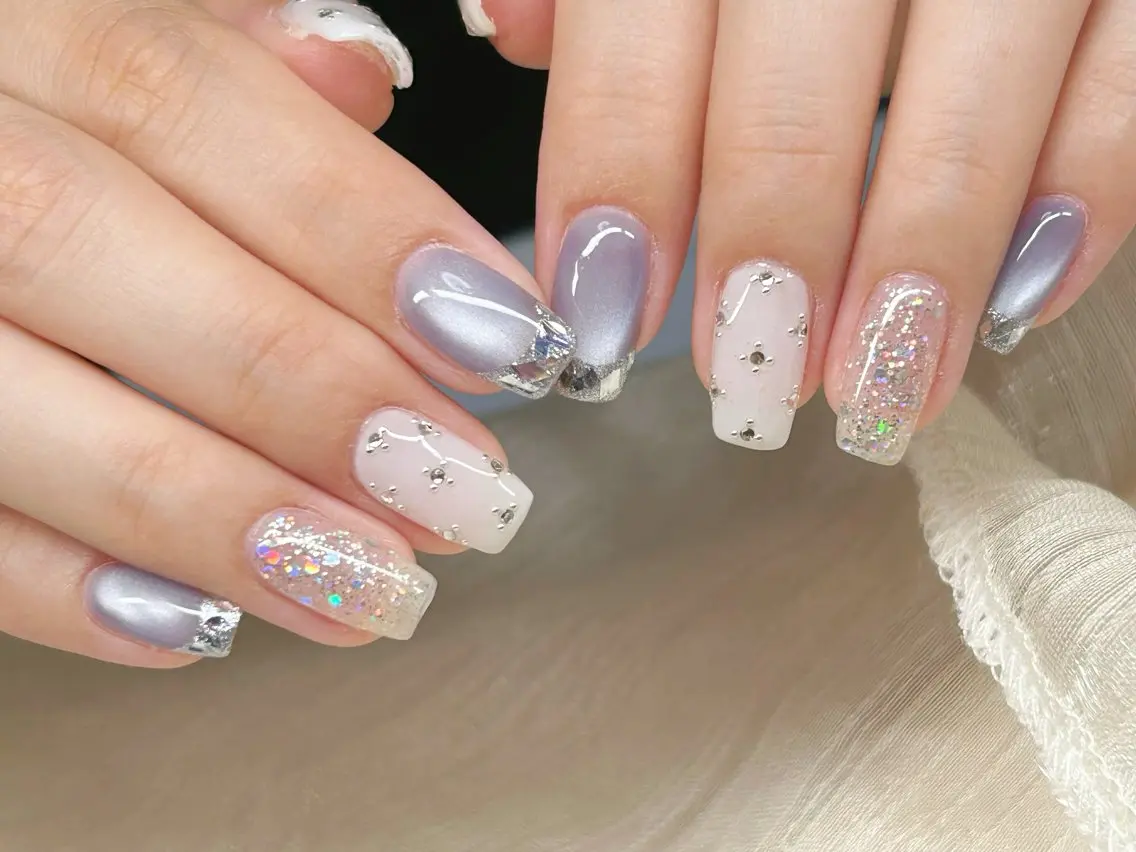 ネイル アートネイル チークネイル 成人式 入学式 長さ出し ハンドネイル Lino Nailのネイルデザイン