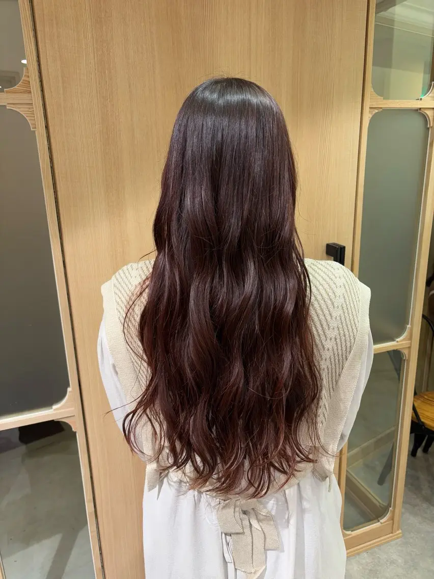 ロング Ships HANAのヘアスタイル