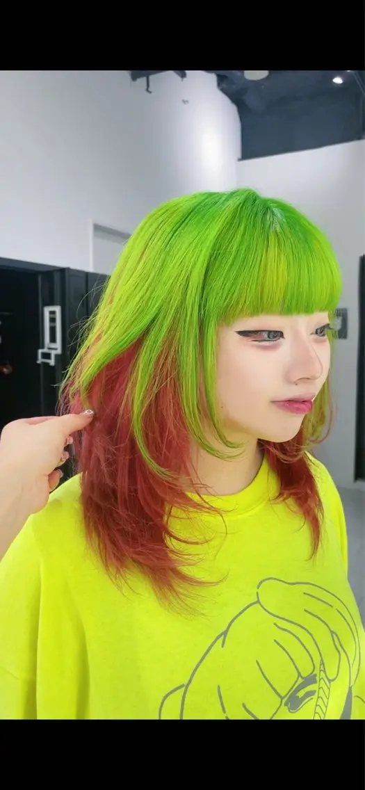 ミディアム ヘアカラー トリートメント TOMIKUDA RIOのヘアスタイル