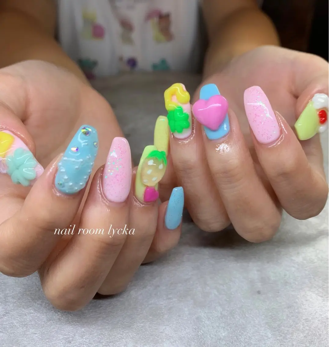 ネイル ネイルルームリッカ 𝐦𝐚𝐲𝐮のネイルデザイン