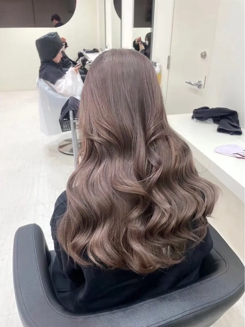 ロング カラー ヘアアレンジ ブリーチ ブラウンカラー 透明感カラー ダブルカラー ブリーチなしカラー 艶髪/韓国レイヤー 🤍Houtoのヘアスタイル
