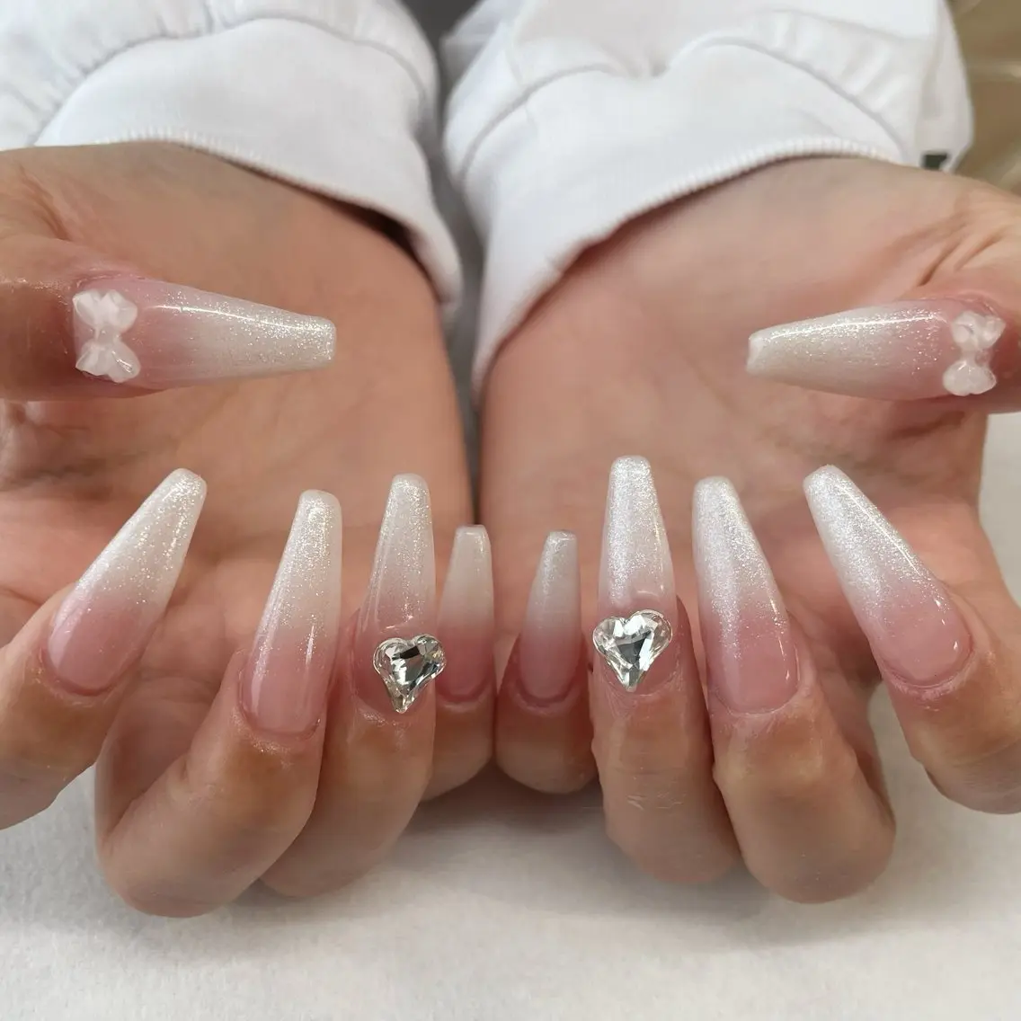 ネイル ハンドネイル 💎🐰 saki. m 🐰💎のネイルデザイン