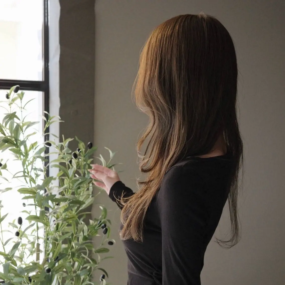 ロング カット ヘアカラー 【天満1艶髪】潤艶/ 髪質改善🌹釣本竜哉のヘアスタイル