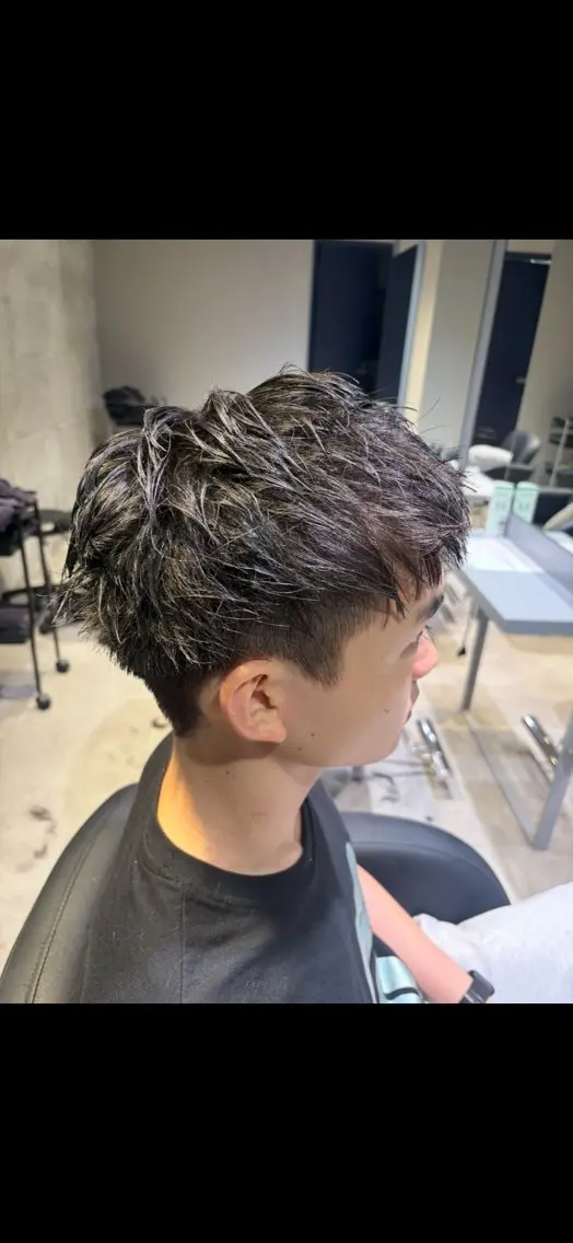 メンズ 高橋 諒のヘアスタイル