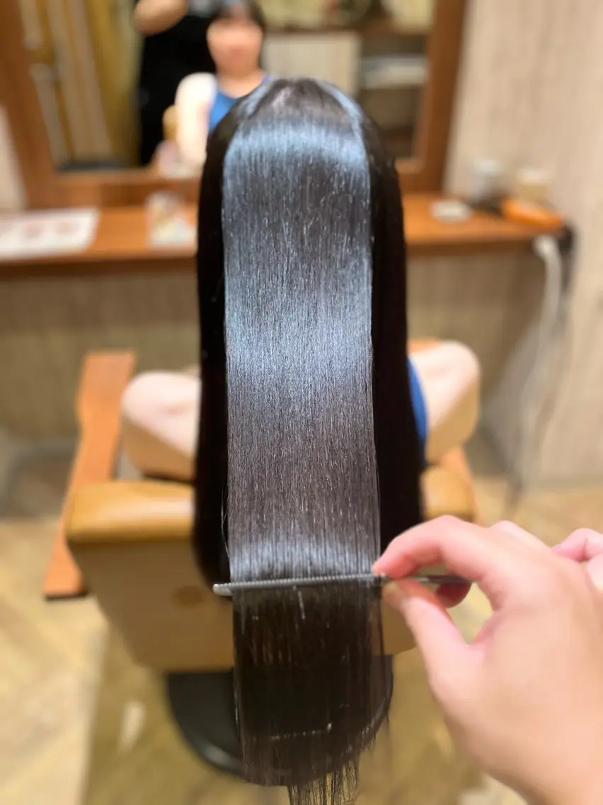 ロイヤルシルクストレートコース(縮毛矯正➕カット➕5ステップTR) ご新規様はシャンプープレゼントの写真