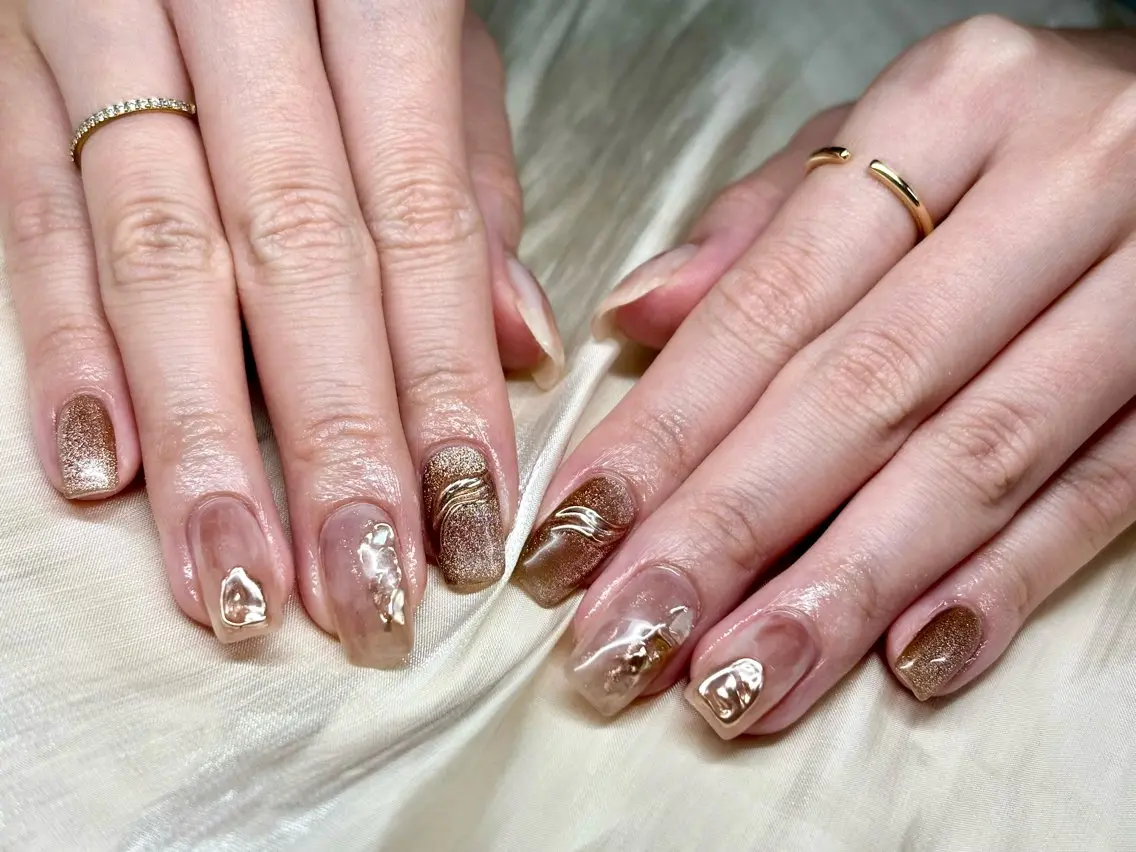 ネイル ニュアンスネイル 冬ネイル ハンドネイル ハンドケア ETE LUNA NAILのネイルデザイン